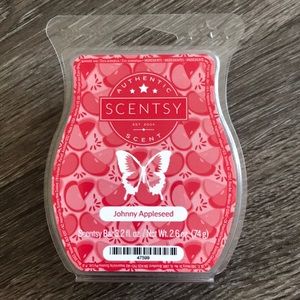 Scentsy bar in Johnny Appleseed